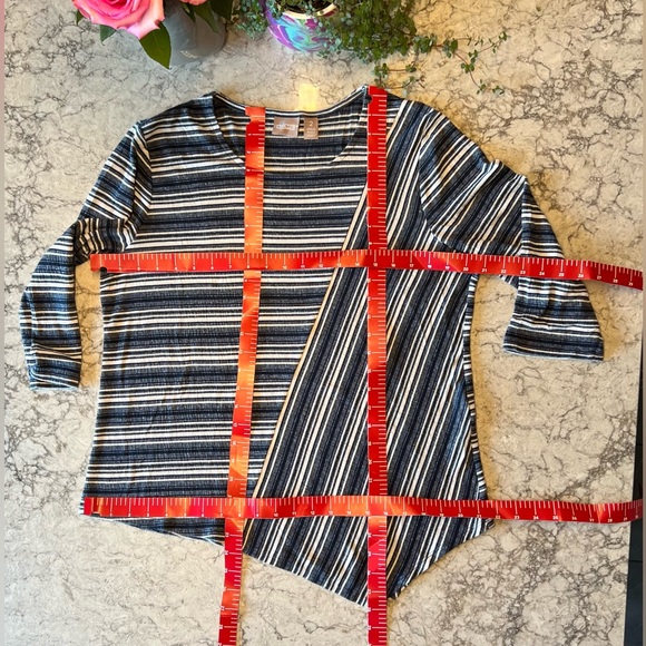 Chico’s Blue & White Geometric Stripes Asymmetrical Blouse - Size 2 (Large) - Picture 3 of 5